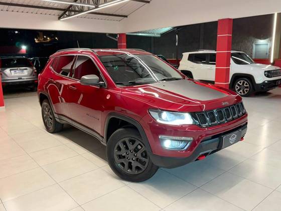 JEEP COMPASS 2.0 16V DIESEL TRAILHAWK 4X4 AUTOMÁTICO JEEP COMPASS 2.0 16V DIESEL TRAILHAWK 4X4 AUTOMÁTICO